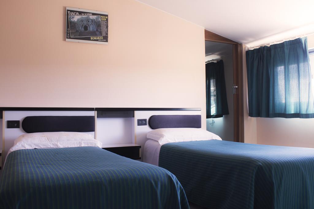 Hotel Falisco Fabrica di Roma Bilik gambar